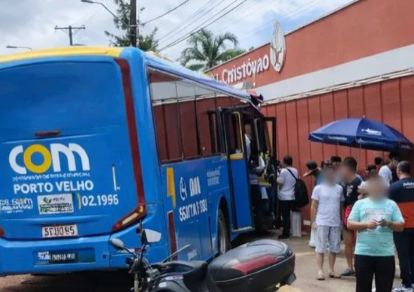 Acidente entre ônibus e carreta deixa feridos em Porto Velho